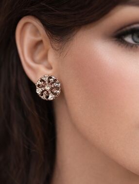 Rose Gold Crystal Cluster Stud Earrings – Sparkling Women’s Fashion Jewelry
